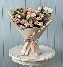 Букет цветов из:  Розы и Лизиантусы в Старом Победилово