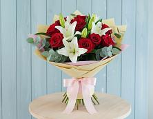 Букет цветов из:  Лилии и Розы в Старом Победилово