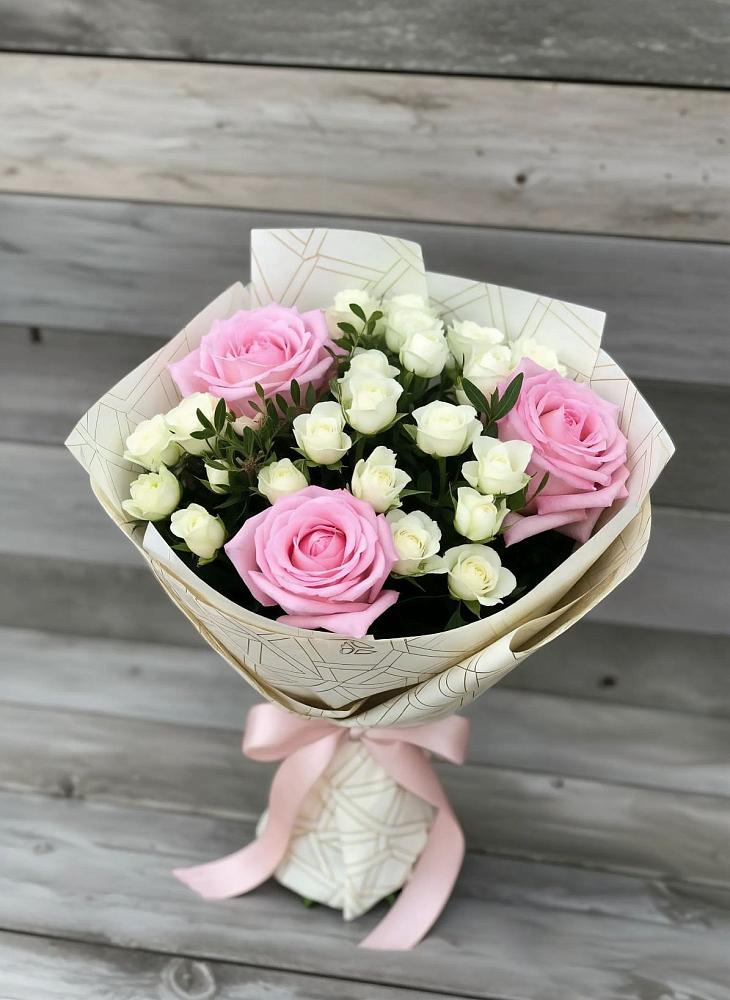 Букет цветов из: Розы в Старом Победилово