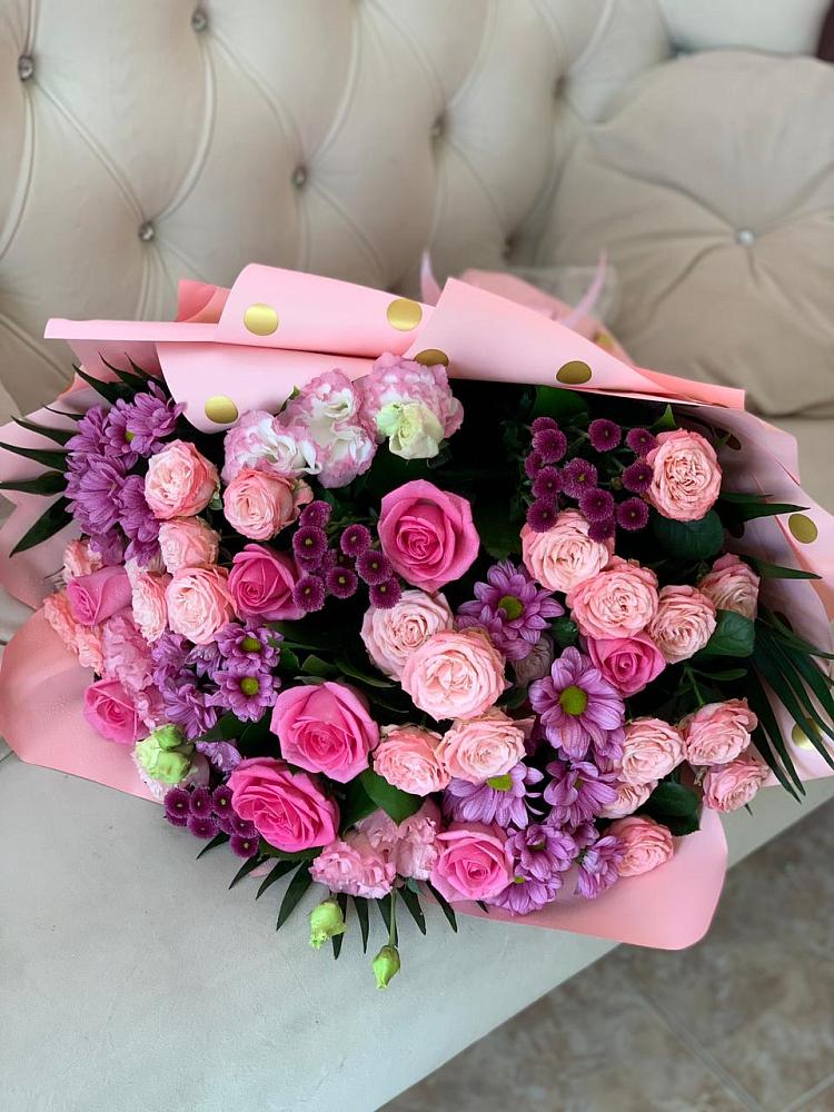 Букет цветов из: Хризантемы, Розы и Лизиантусы в Старом Победилово