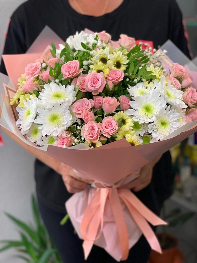 Букет цветов из: Розы и Хризантемы в Старом Победилово