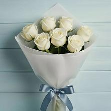 Букет 7 Белых роз Эдлесс Лав в Старом Победилово
