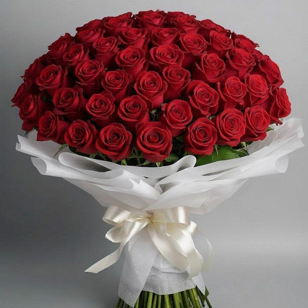 Букет 101 Красная роза Блэк Мэджик в Старом Победилово