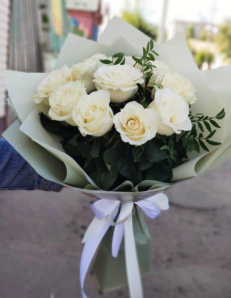 Букет Белые розы Проуд в Старом Победилово