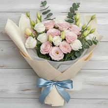 Букет цветов из:  Лизиантусы в Старом Победилово