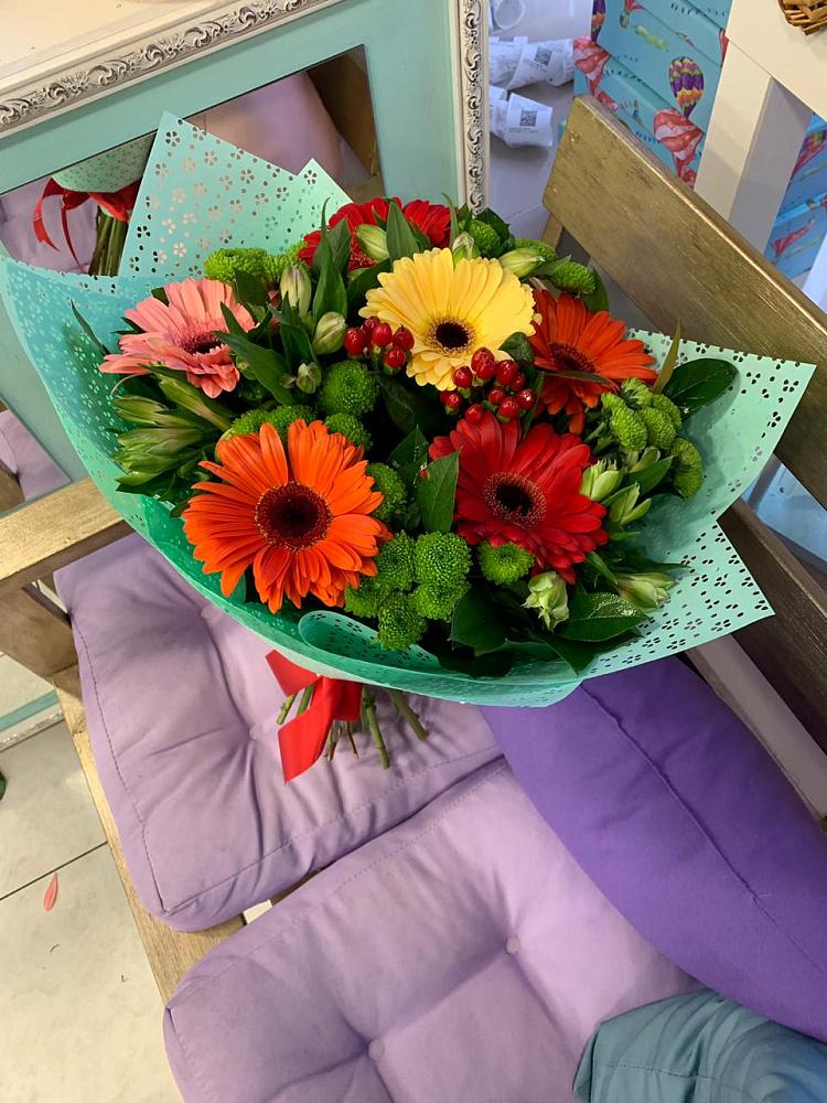 Букет цветов из: Герберы, Хризантемы и Альстромерии в Старом Победилово
