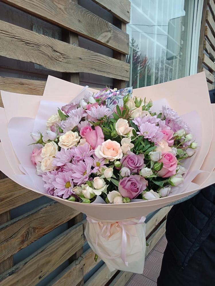 Букет цветов из: Розы и Хризантемы в Старом Победилово