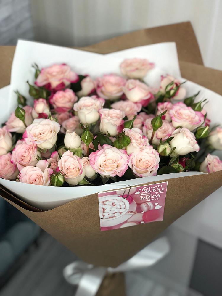 Букет цветов из: Розы в Старом Победилово