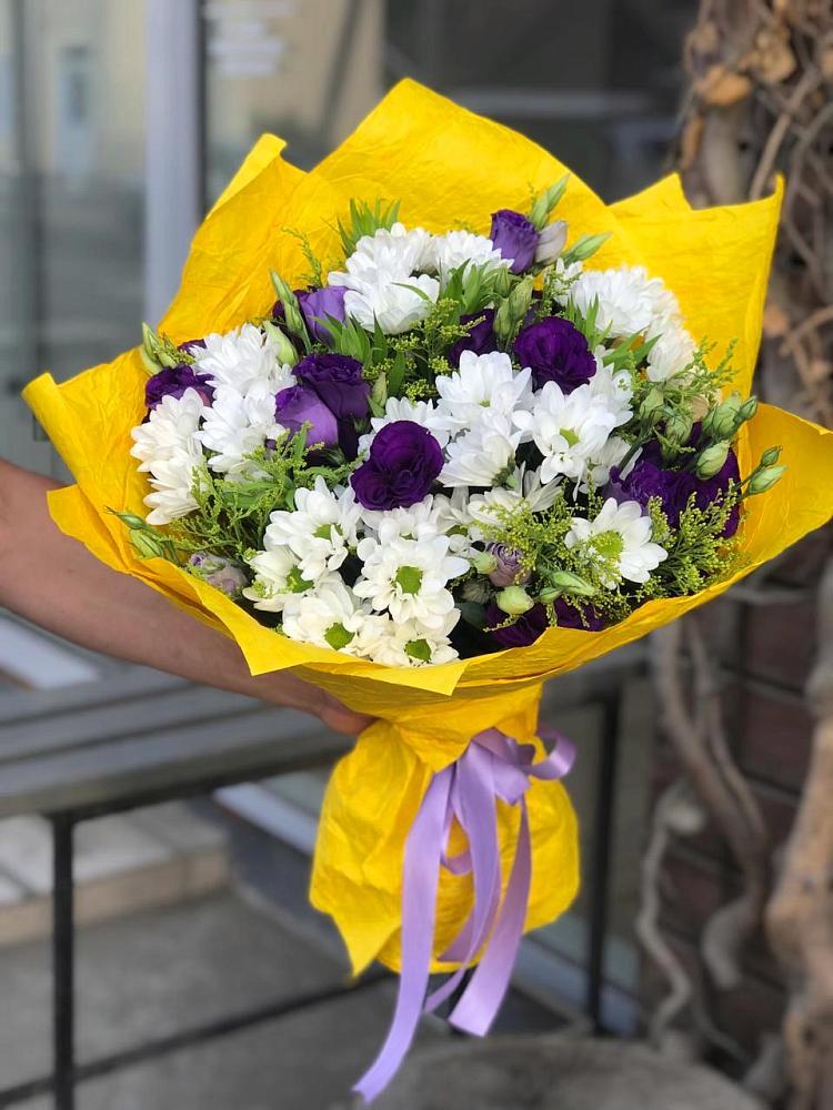 Букет цветов из: Ирисы, Хризантемы и Ромашки в Старом Победилово