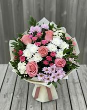 Букет цветов из:  Альстромерии, Гвоздики, Розы и Хризантемы в Старом Победилово
