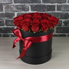 Цветочная композиция из Розы в шляпной коробке в Старом Победилово